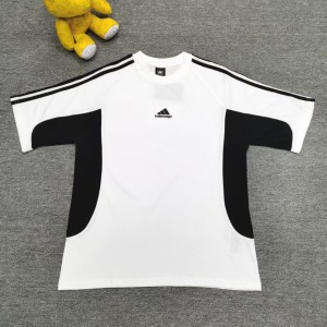 발렌시아가 남녀공용 반팔티