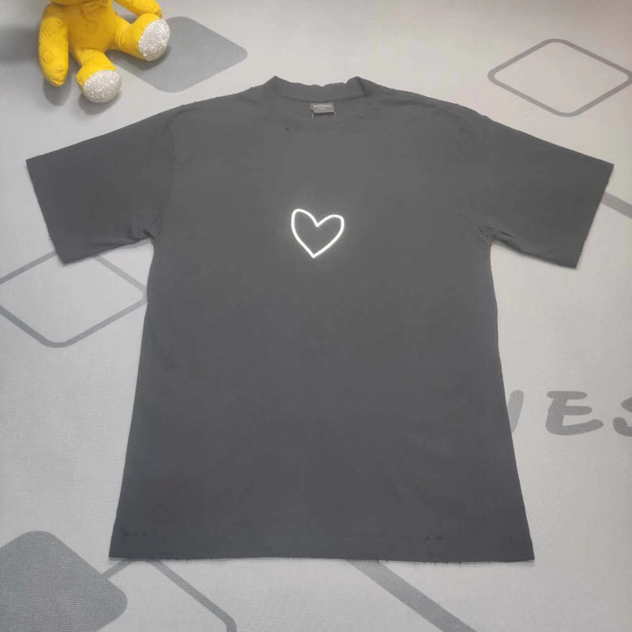 발렌시아가 남녀공용 반팔티