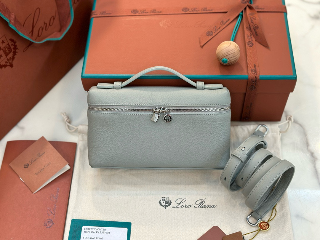 로로피아나 여자가방