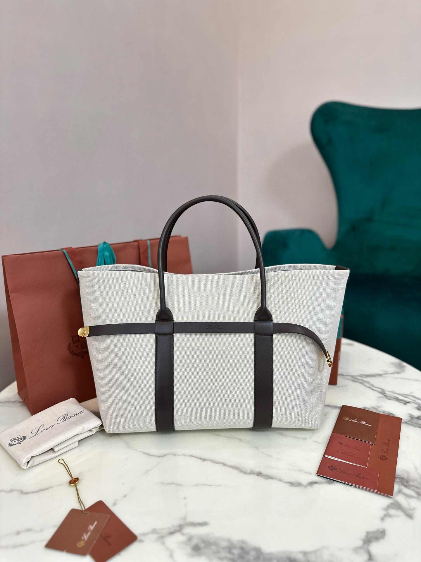 로로피아나 토트백 여자가방