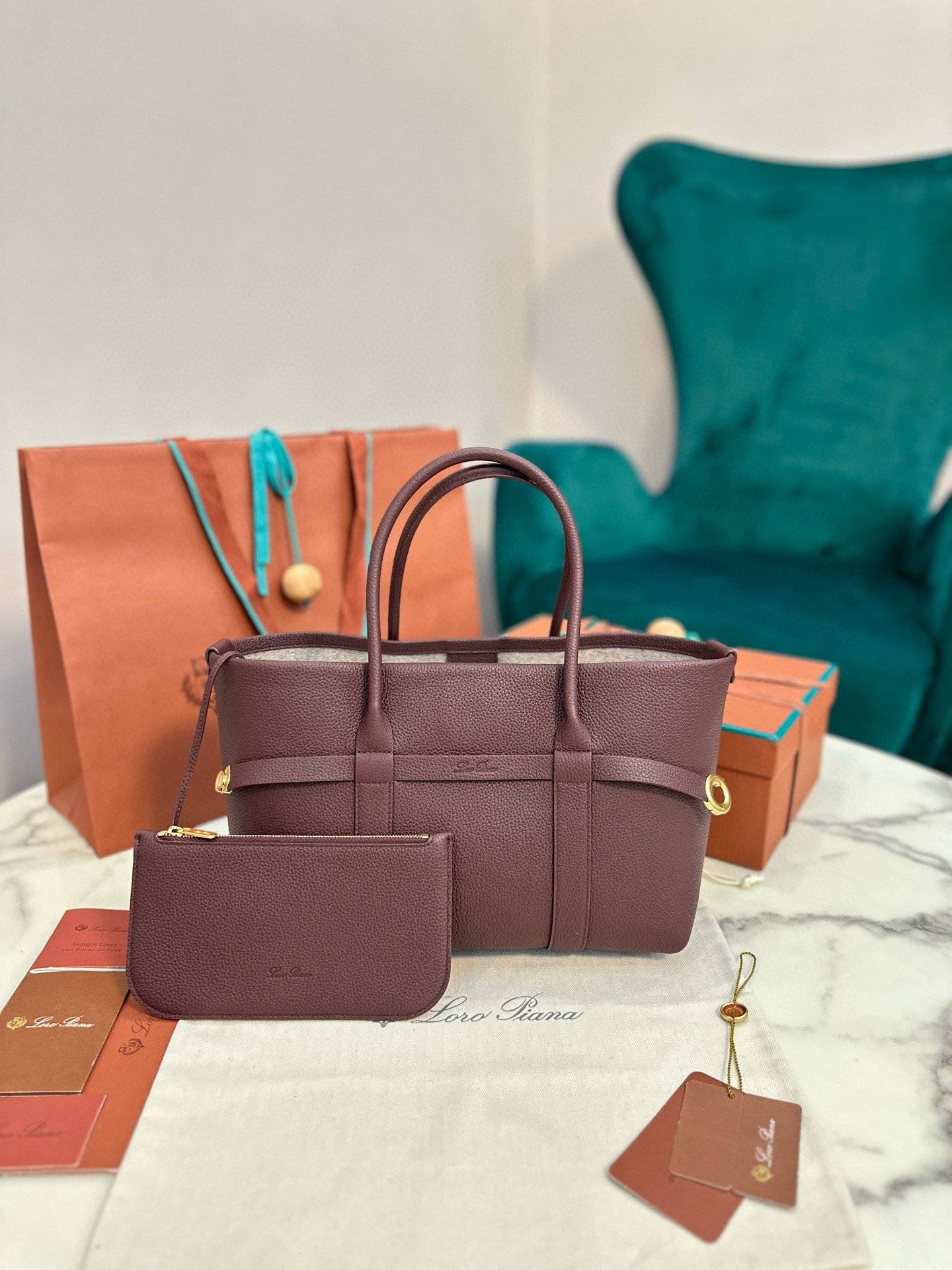 로로피아나 여자가방