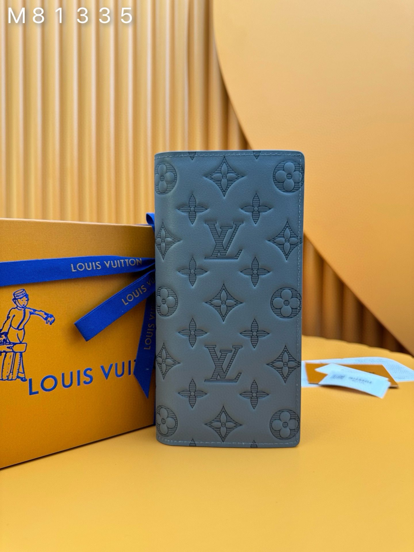 루이비통 M81335 남자 장지갑