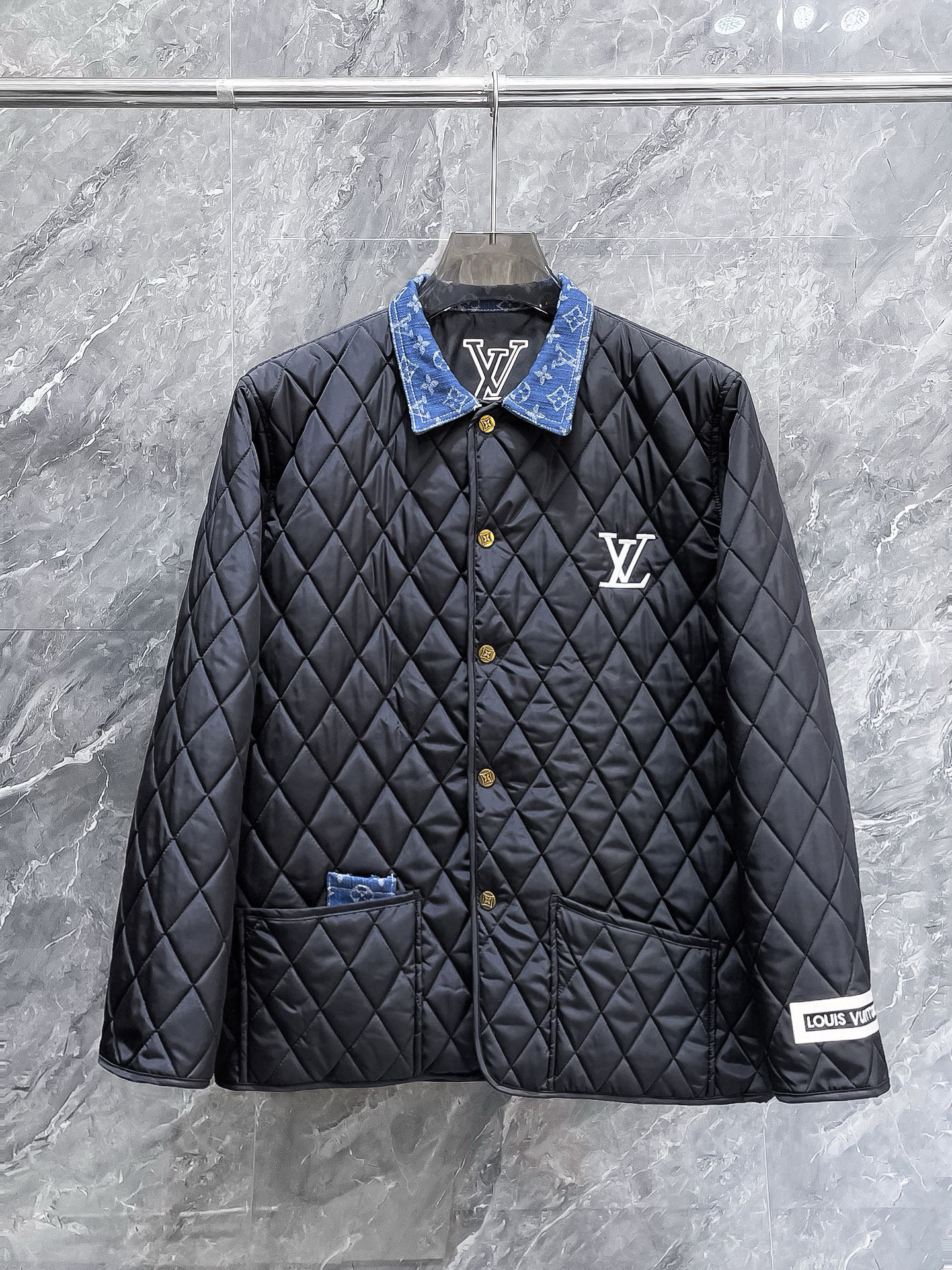 루이비통 남자 패딩