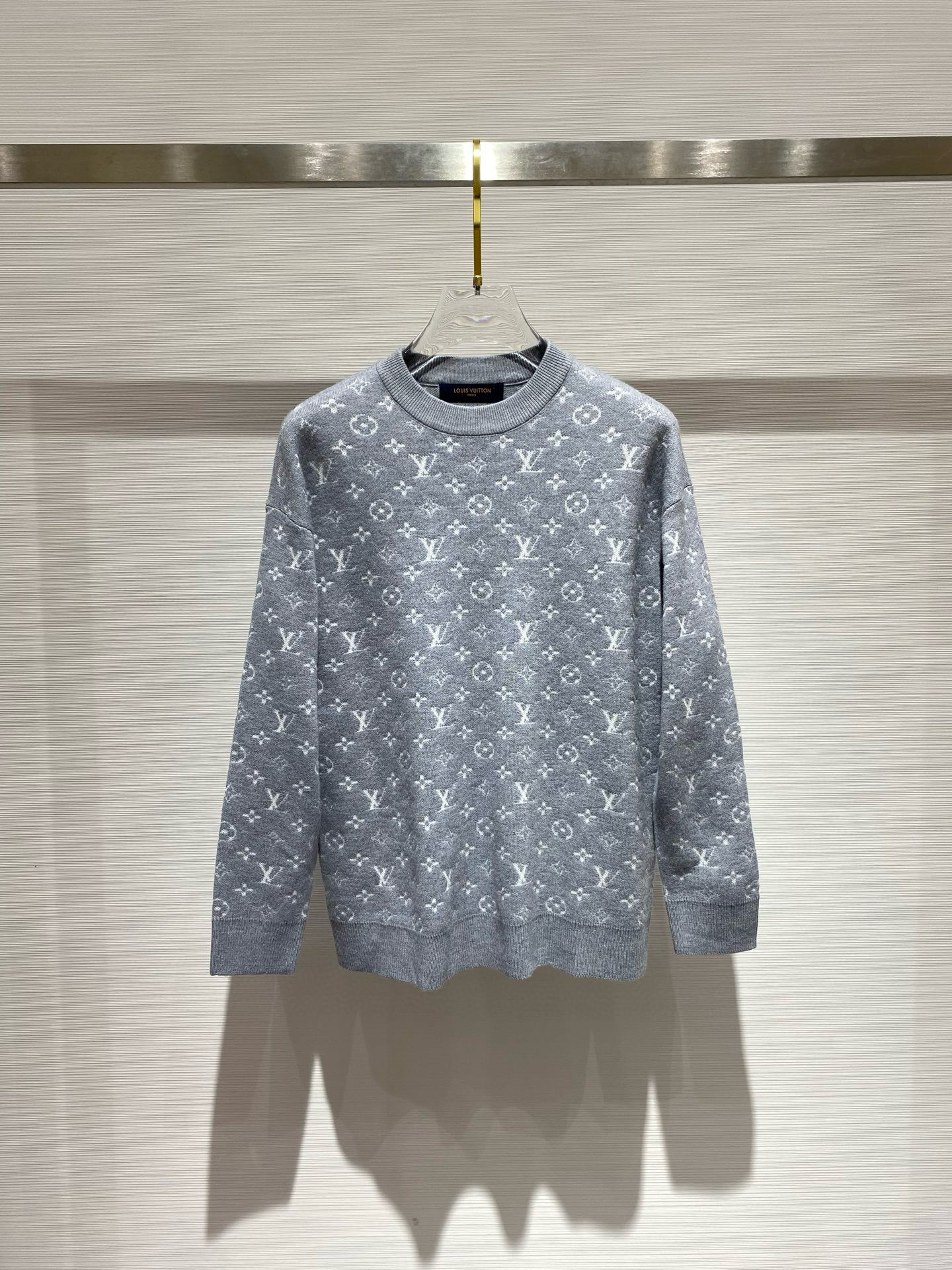 루이비통 남녀공용 니트