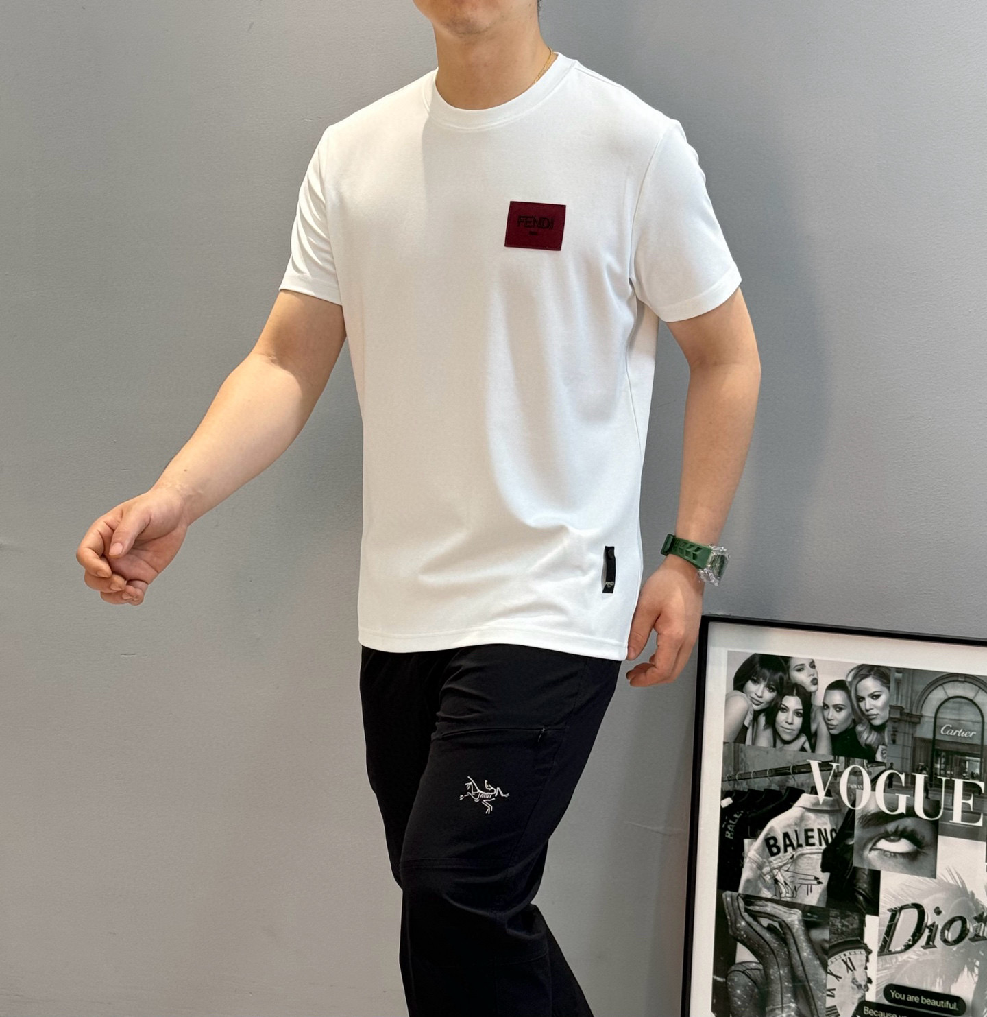 펜디 남자 반팔티