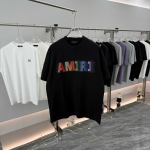 아미 아미리 남자 반팔티