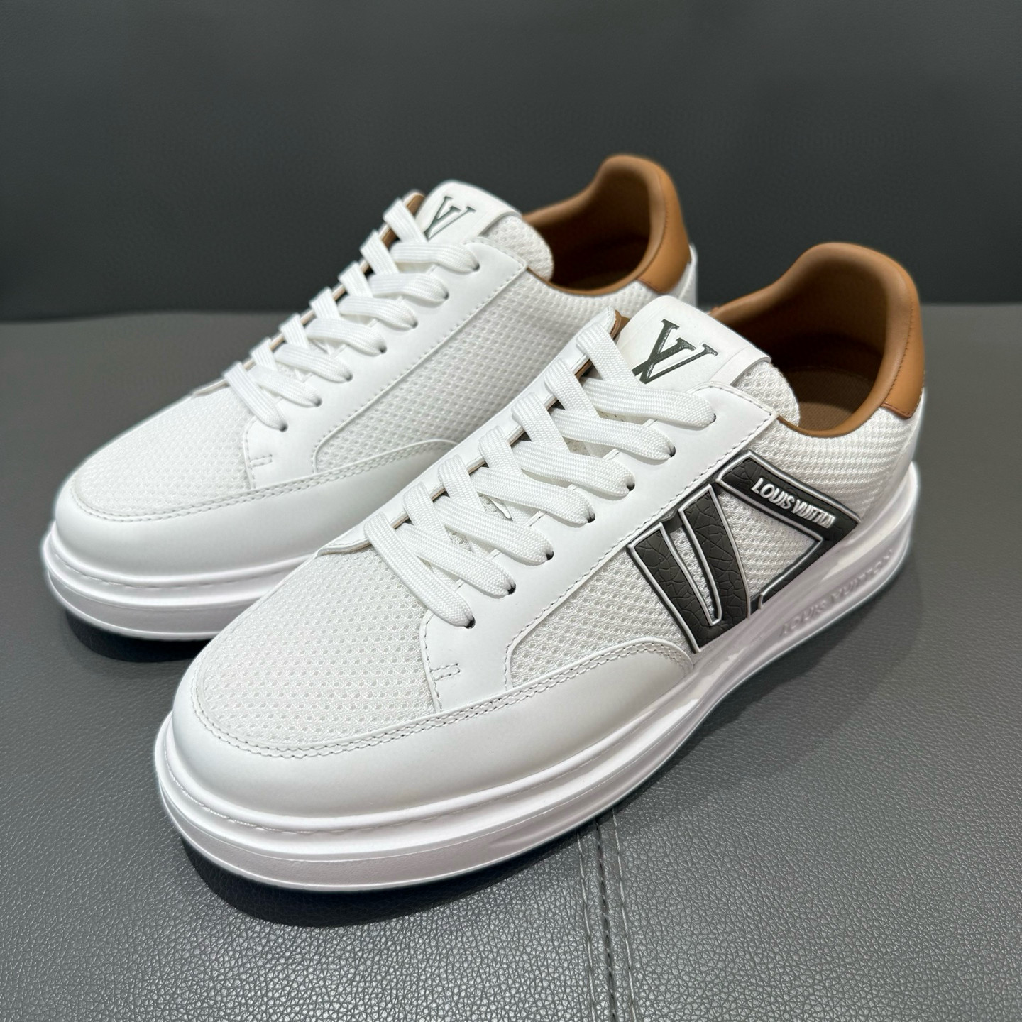루이비통 남자 신발 운동화 스니커즈
