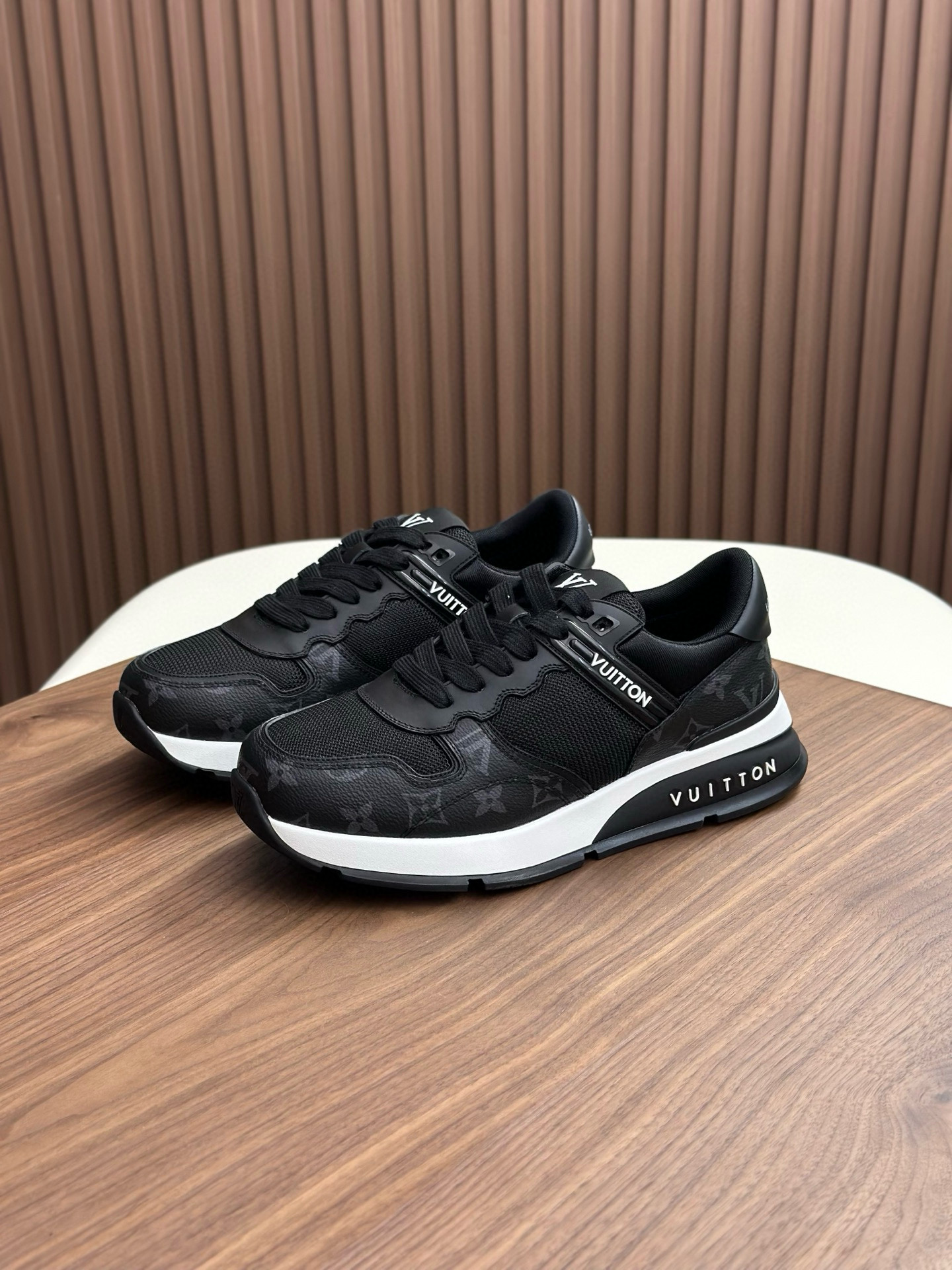 루이비통 남자 신발 운동화 스니커즈