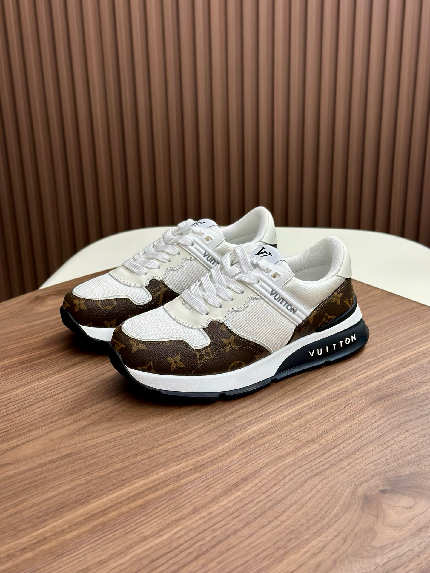 루이비통 남자 신발 운동화 스니커즈