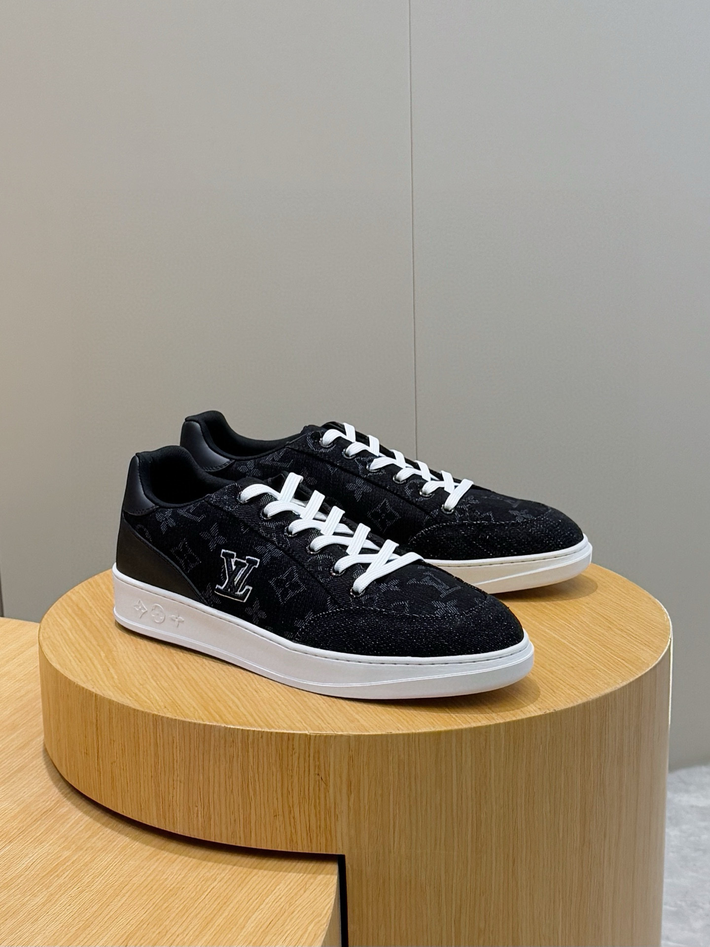 루이비통 남자 신발 운동화 스니커즈