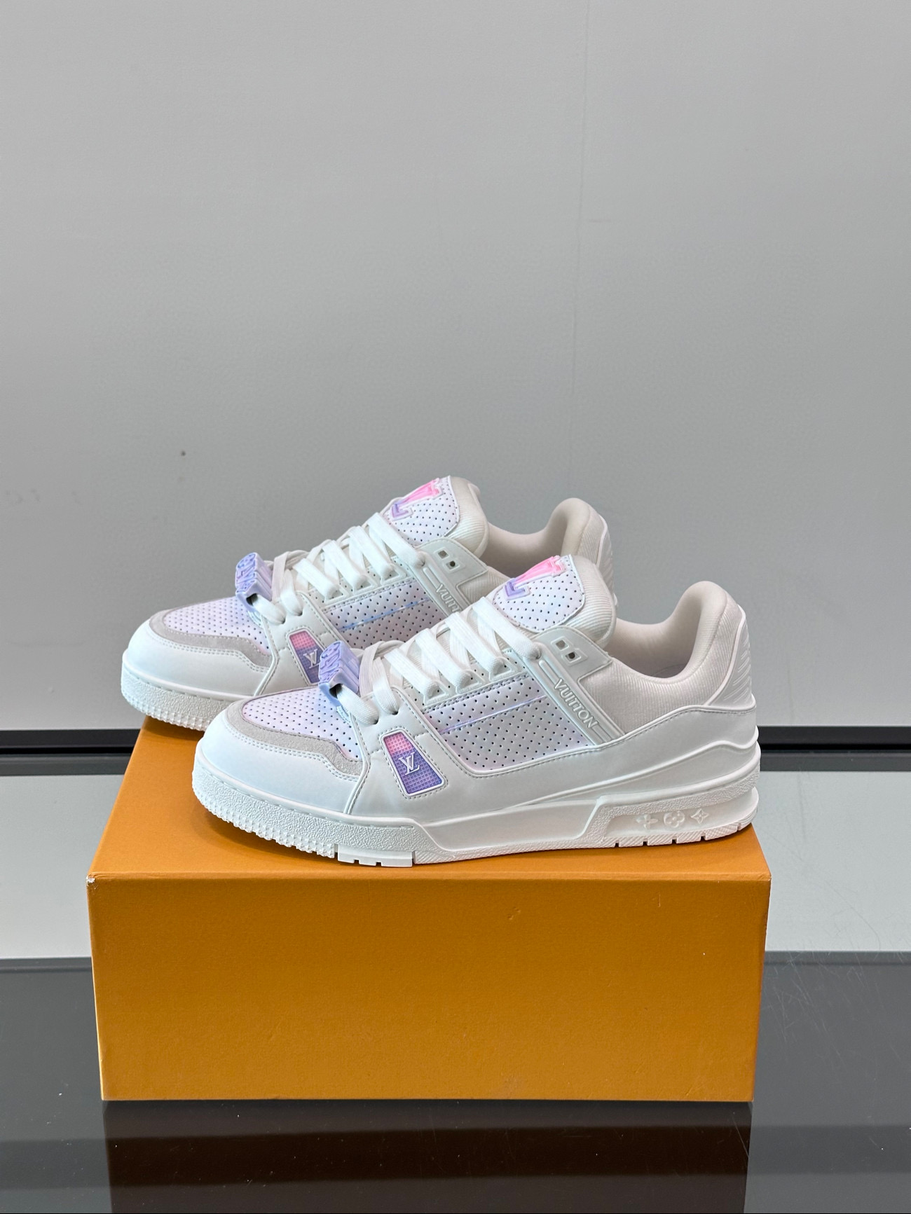 루이비통 트레이너 남자 신발 운동화 스니커즈