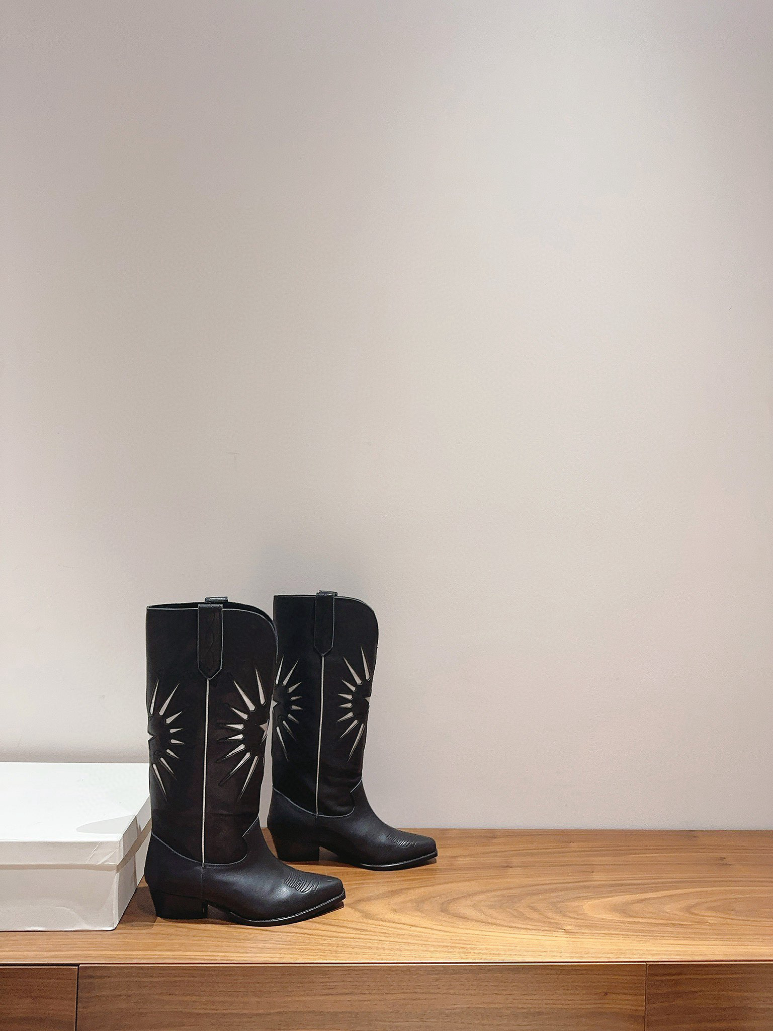 골든구스 4CM 여자 부츠