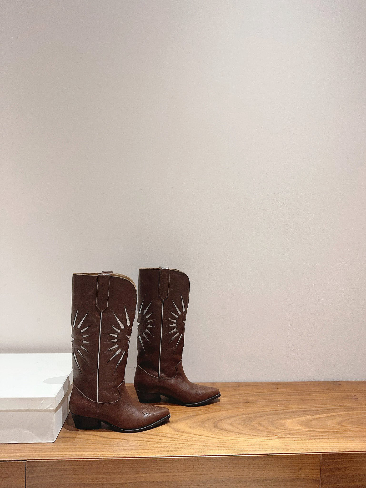 골든구스 4CM 여자 부츠