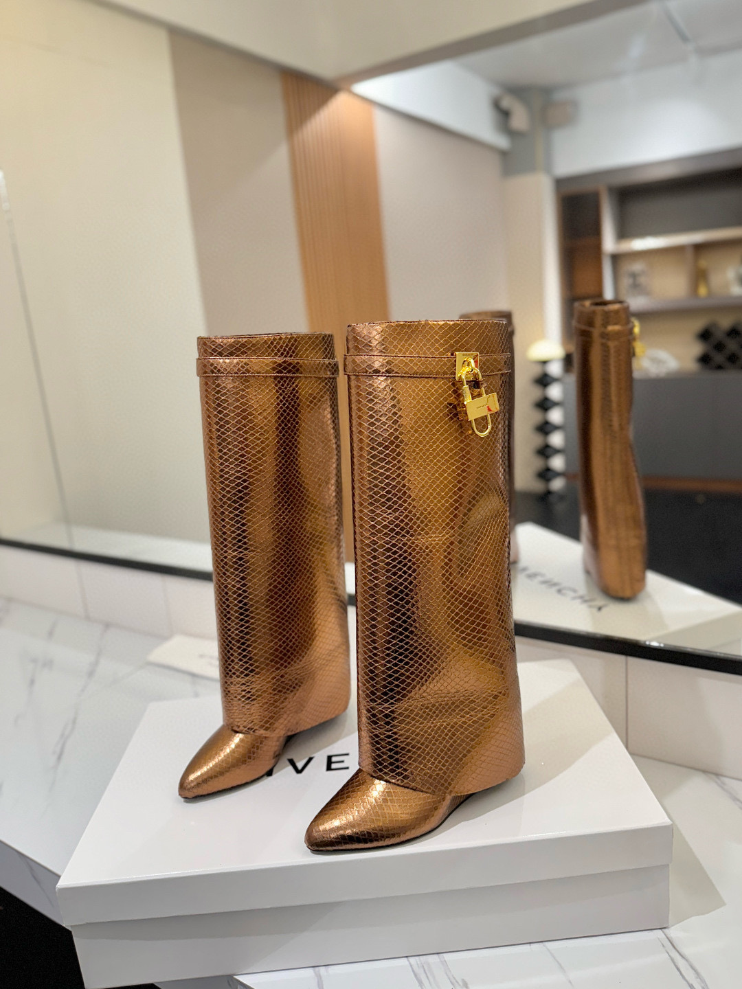 지방시 8.5CM 여자 부츠