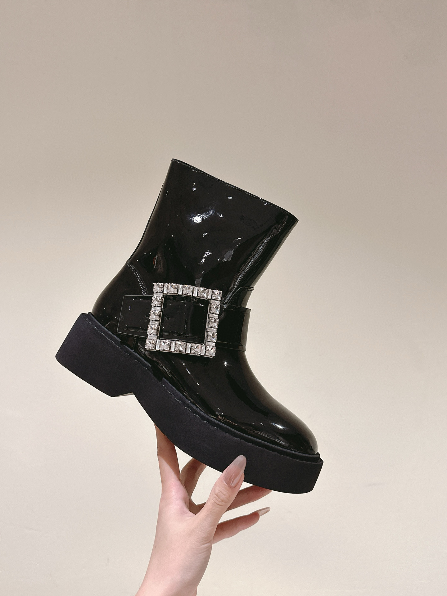 로저비비에 3CM 여자 부츠