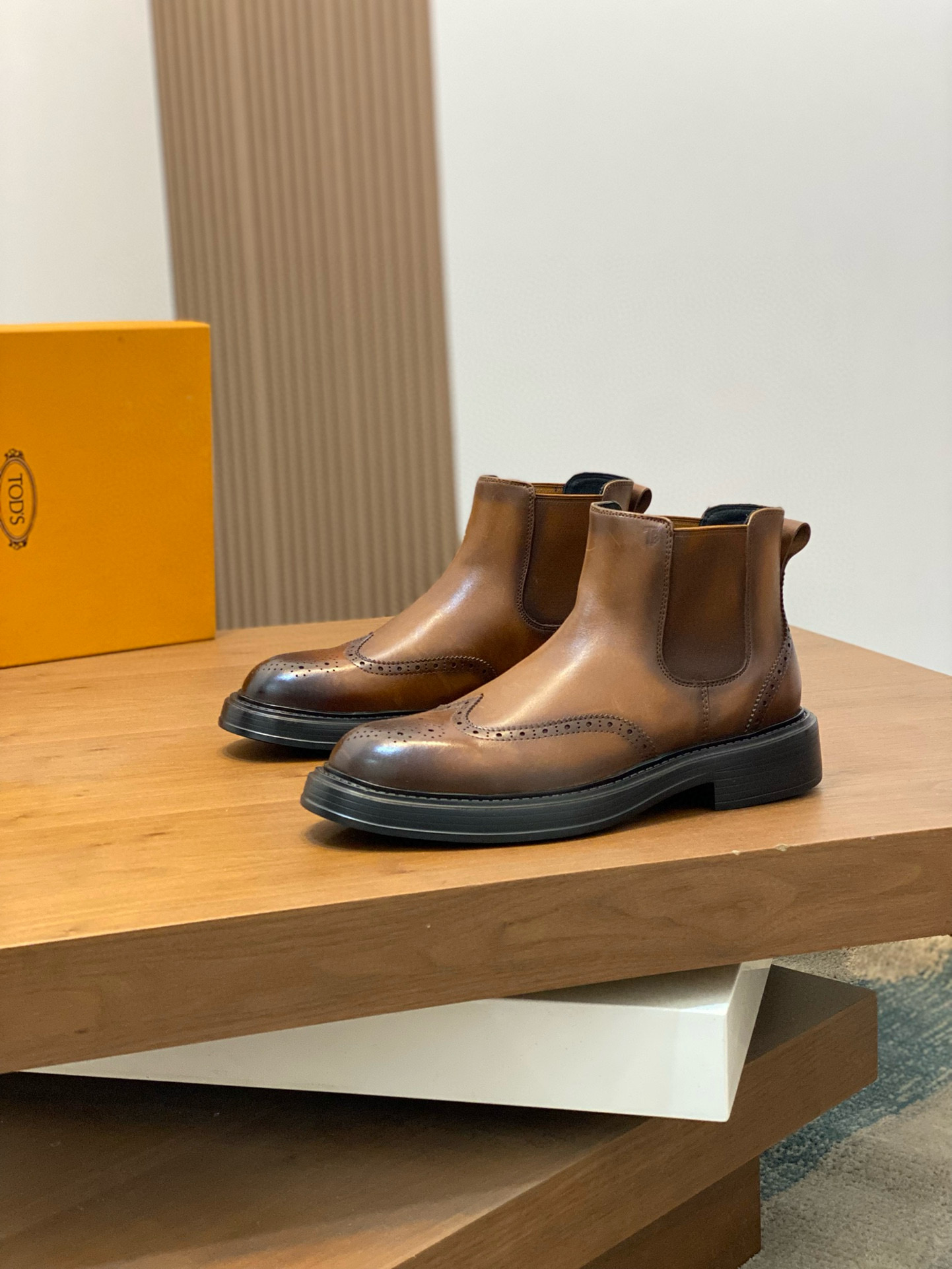 토즈 남자 부츠