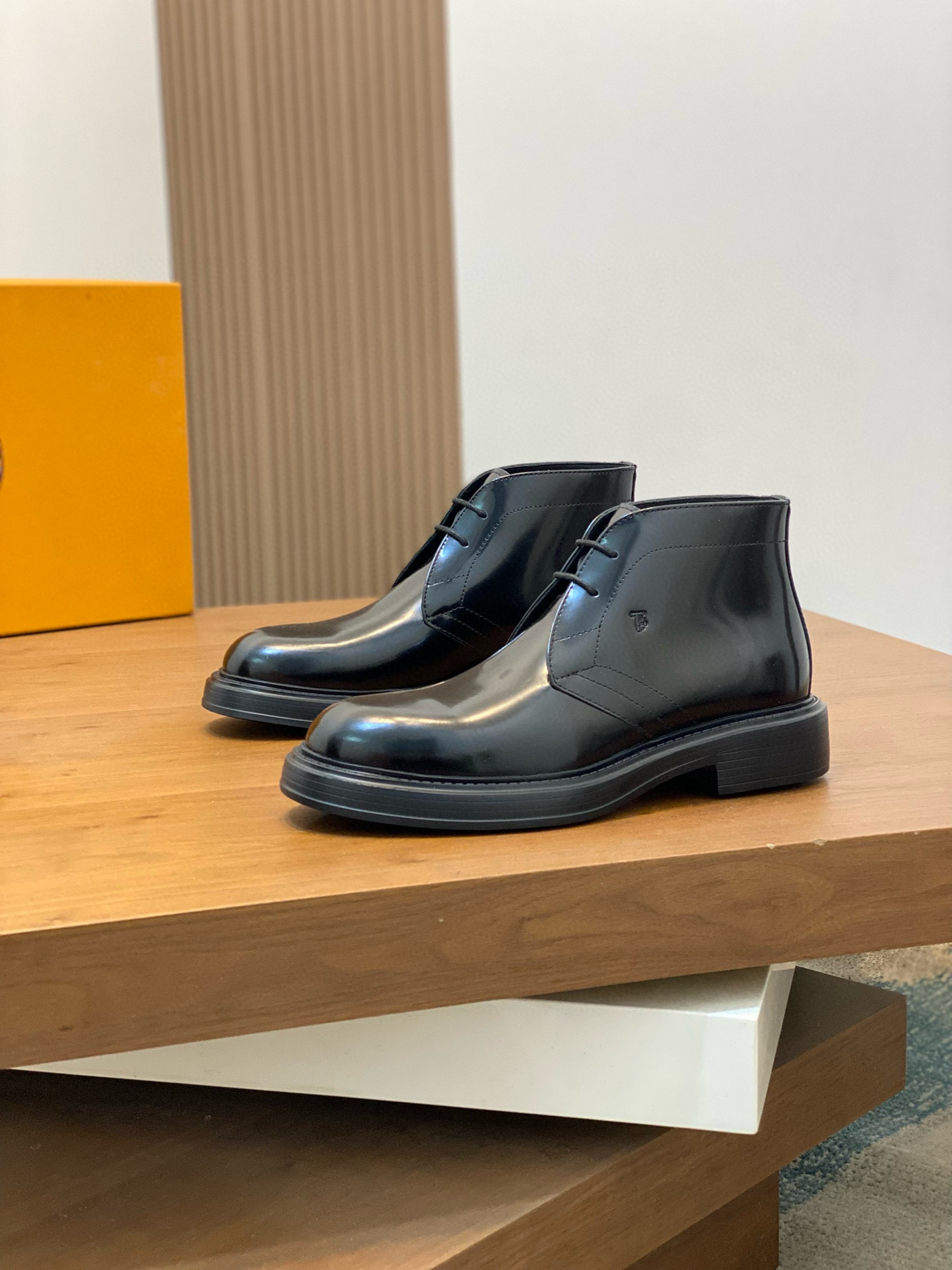 토즈 남자 부츠