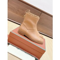 로로피아나 여자 부츠