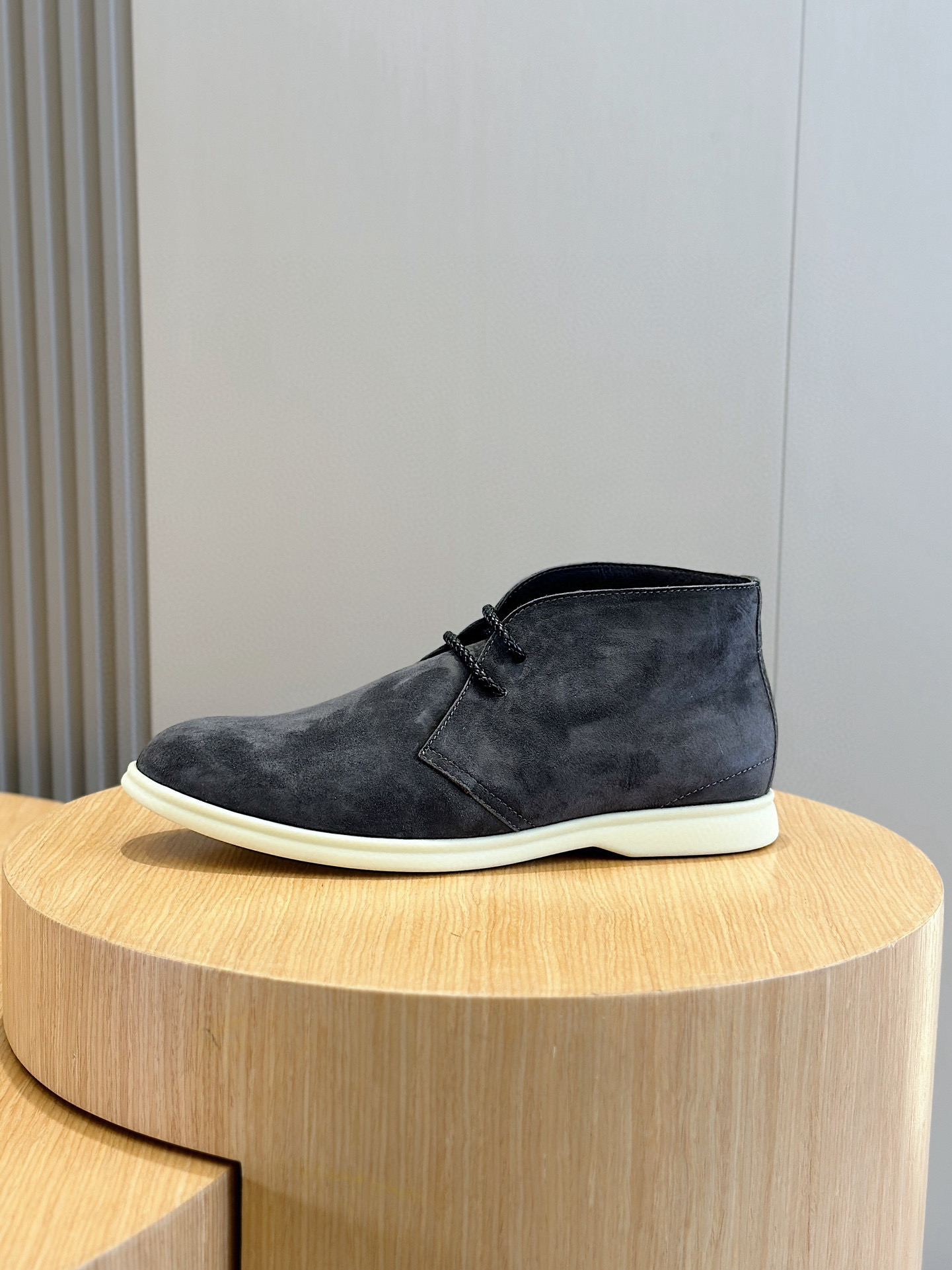 로로피아나 남자 부츠