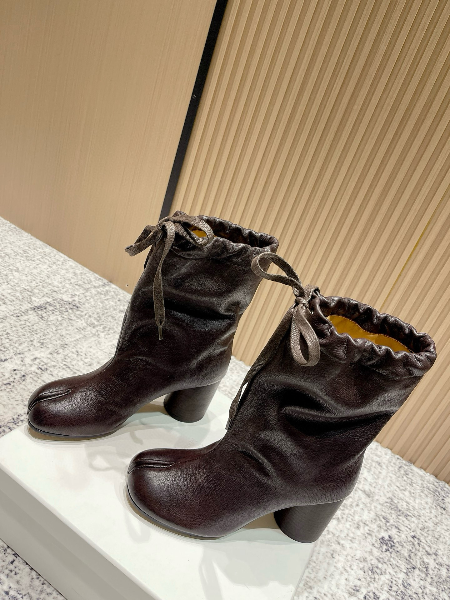 메종 마르지엘라 7.5CM 여자 부츠