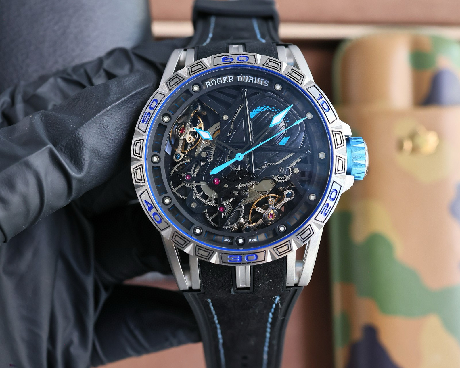 로저드뷔 A급 남자 시계