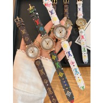 루이비통 3칼라 A급 여자 시계