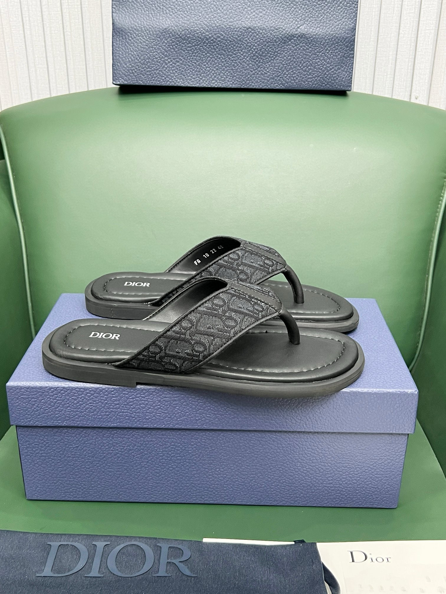 디올 남자 슬리퍼