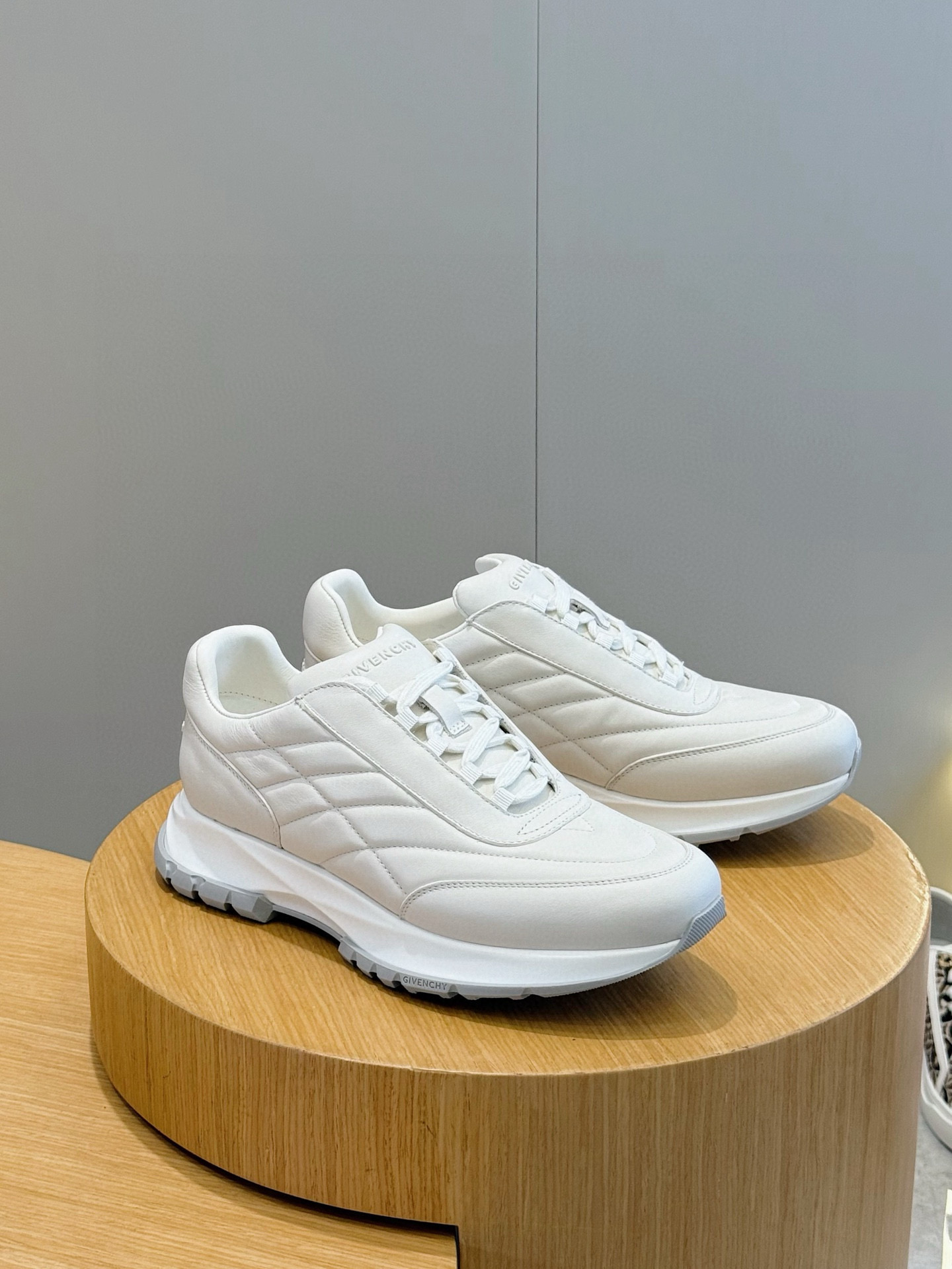 지방시 남자 신발 운동화 스니커즈