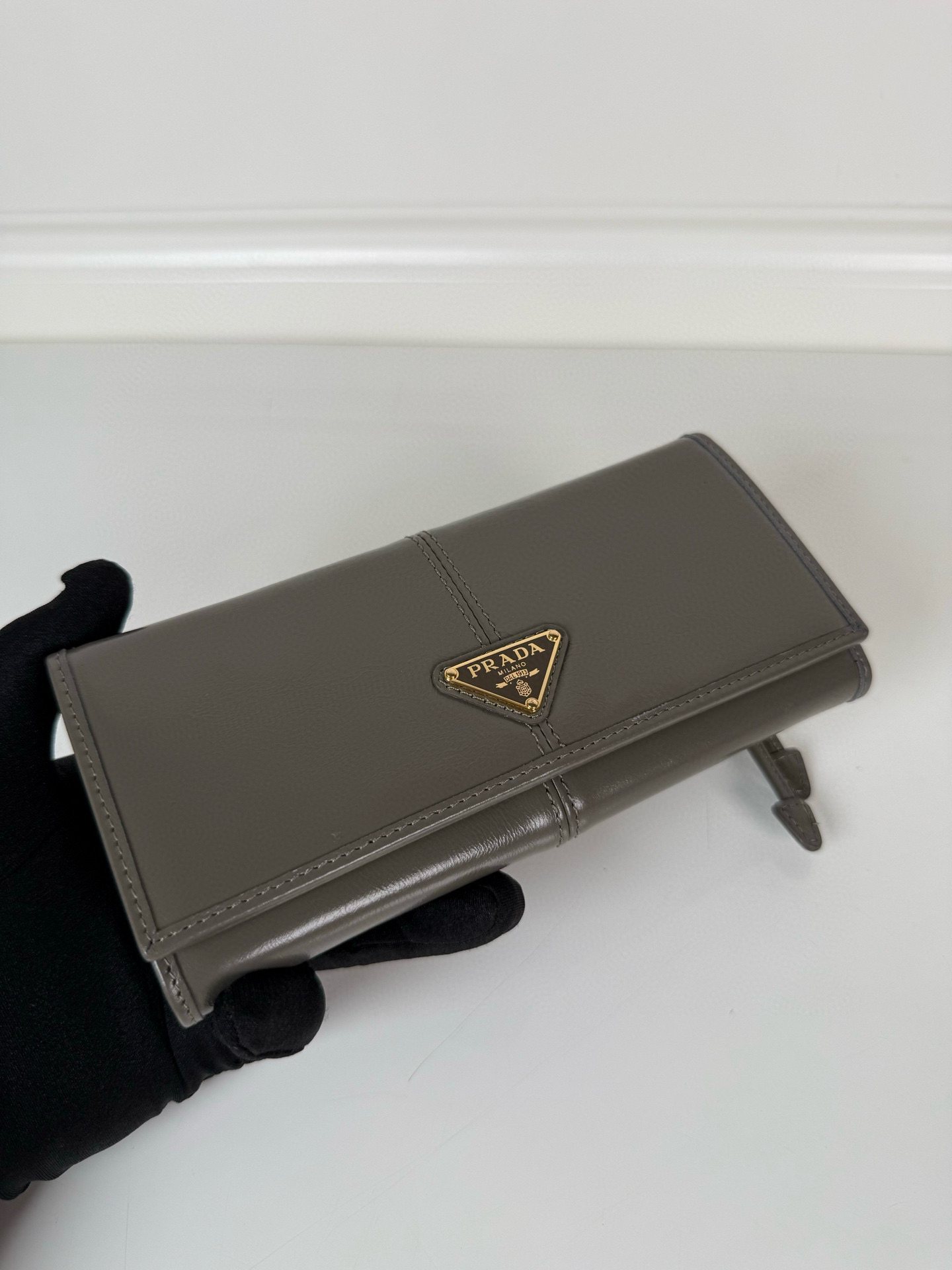 프라다 1MH132 여자 장지갑