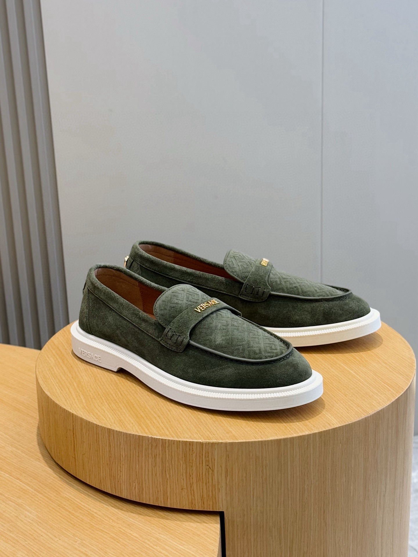 베르사체 남자 신발 운동화 스니커즈