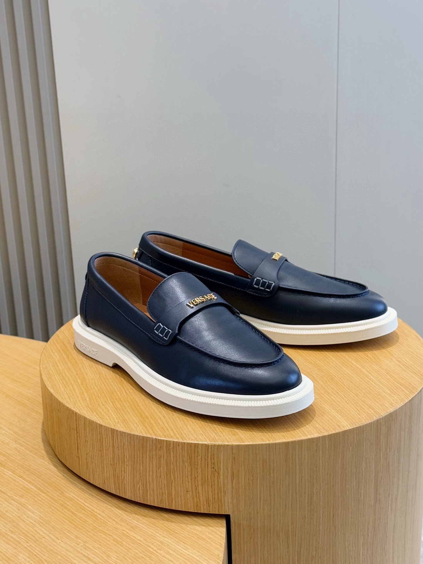 베르사체 남자 신발 운동화 스니커즈