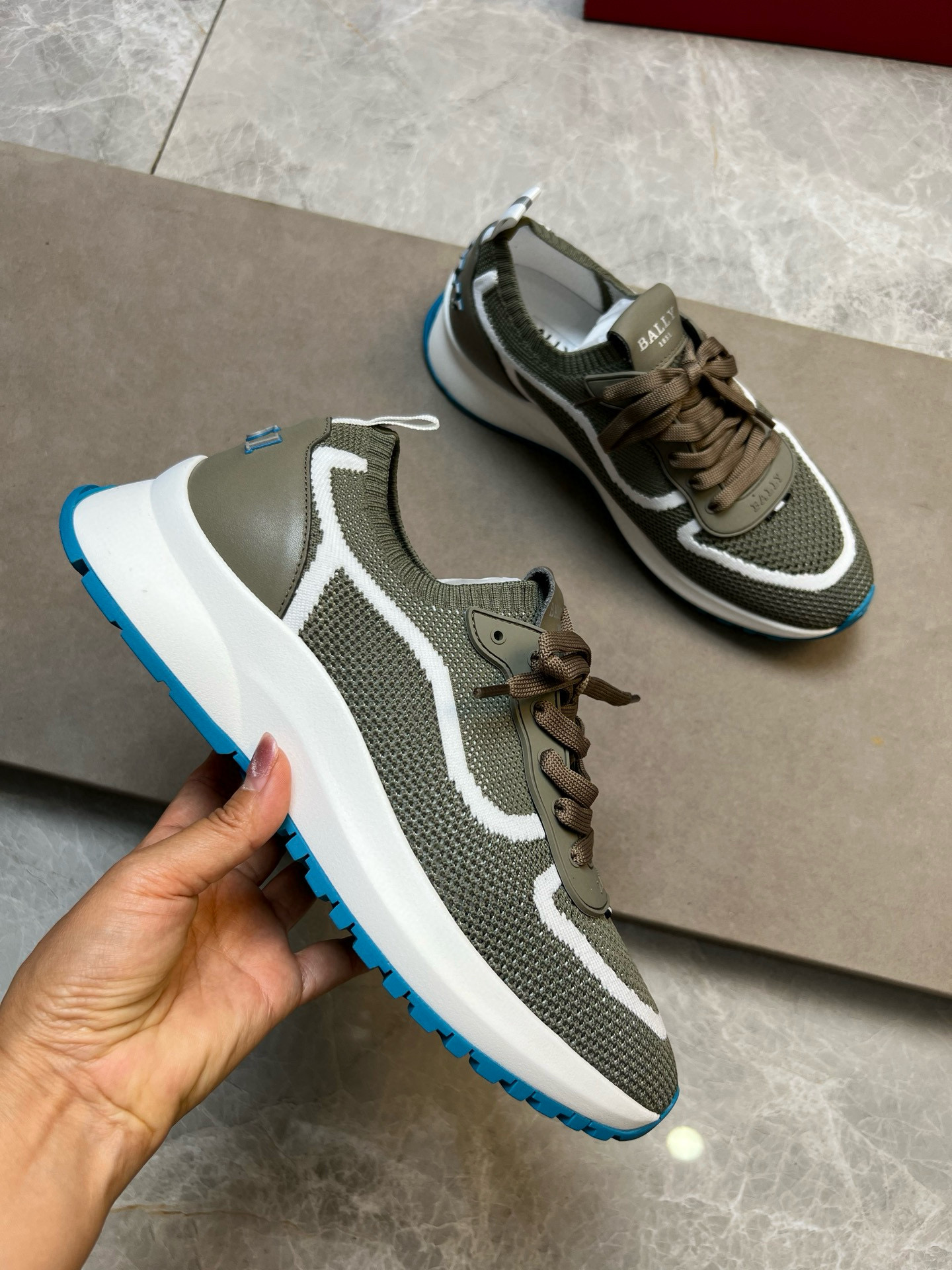 발리 남자 신발 운동화 스니커즈