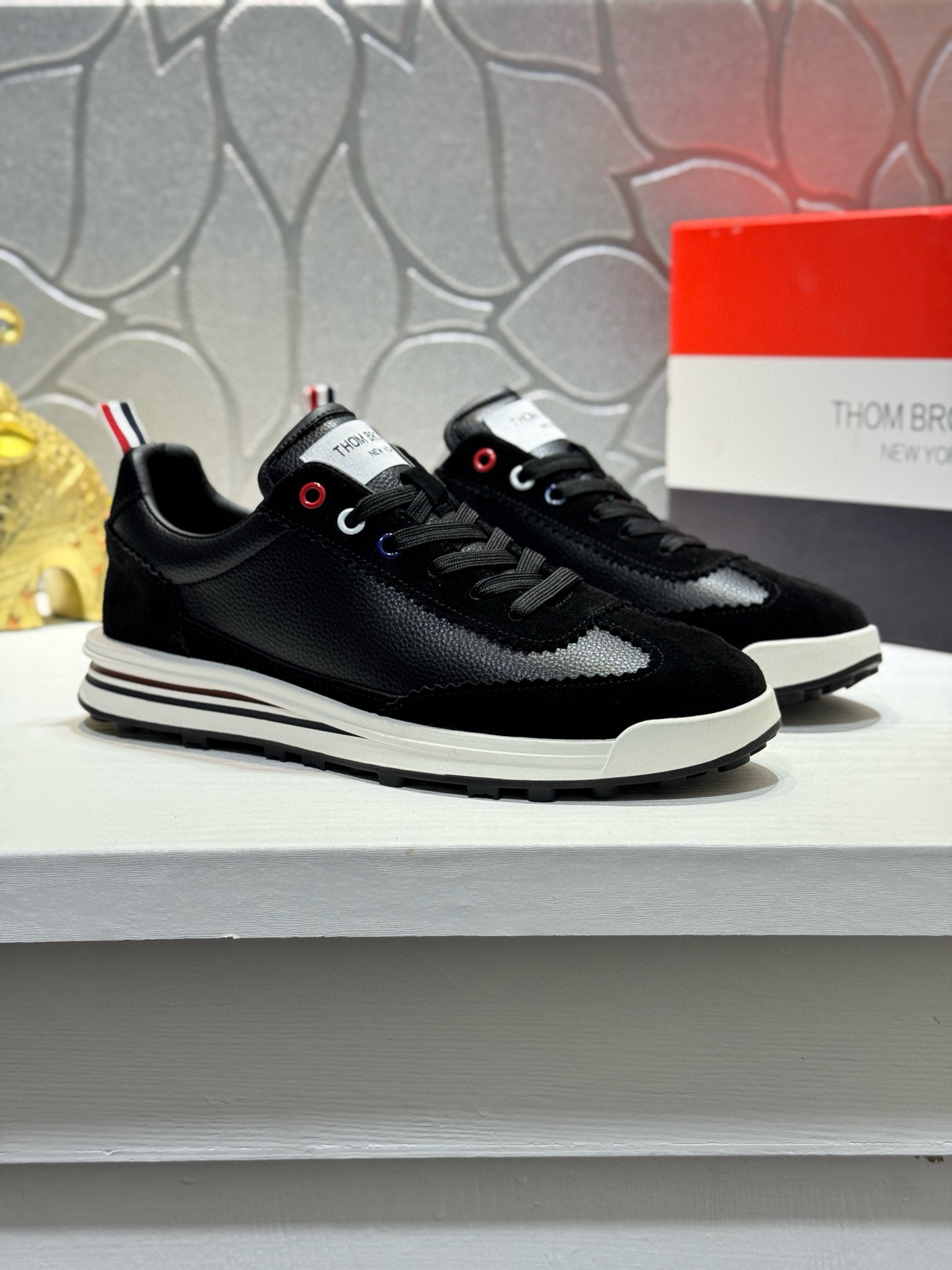 톰브라운 남자 신발 운동화 스니커즈