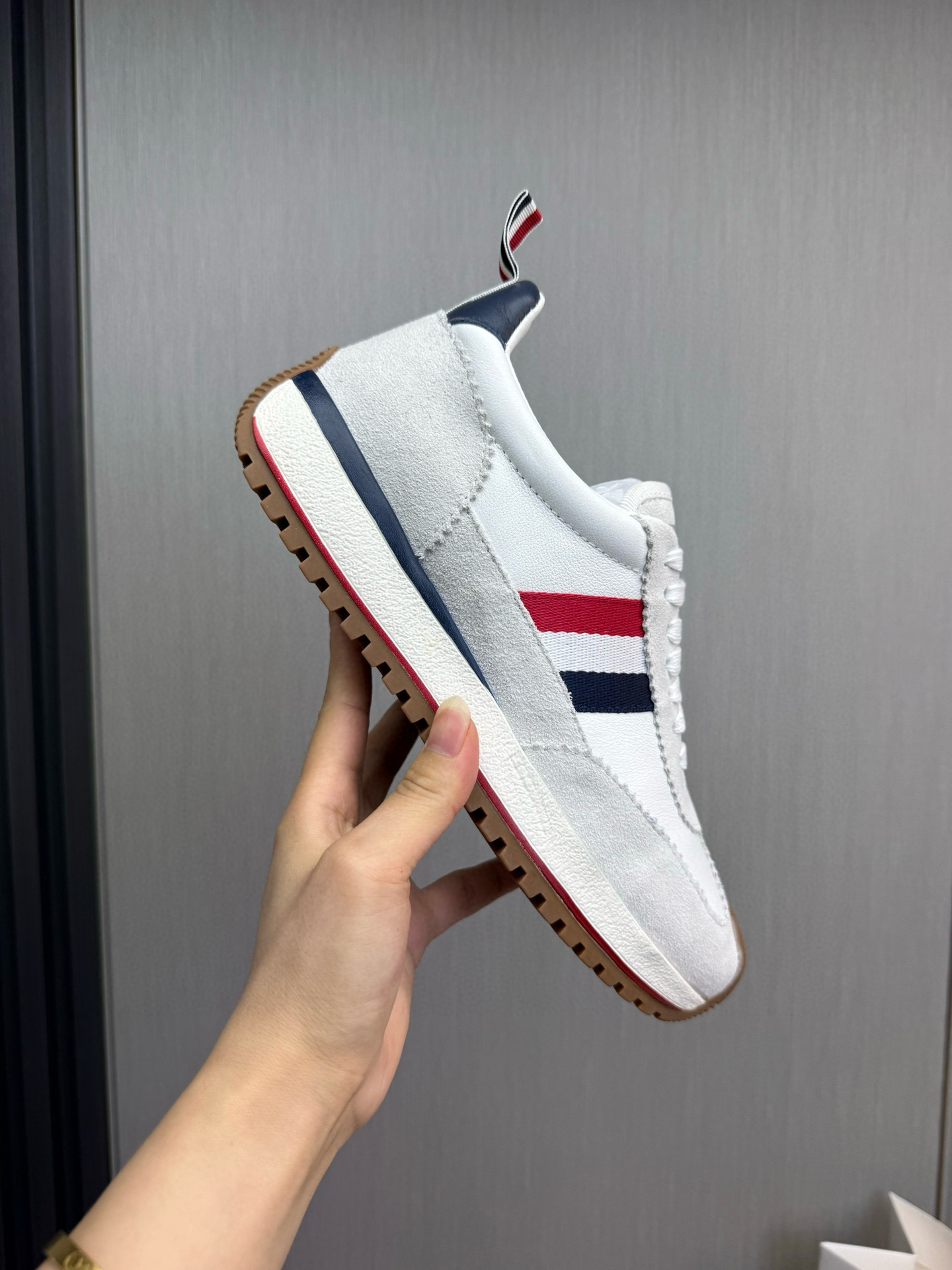 톰브라운 남자 신발 운동화 스니커즈