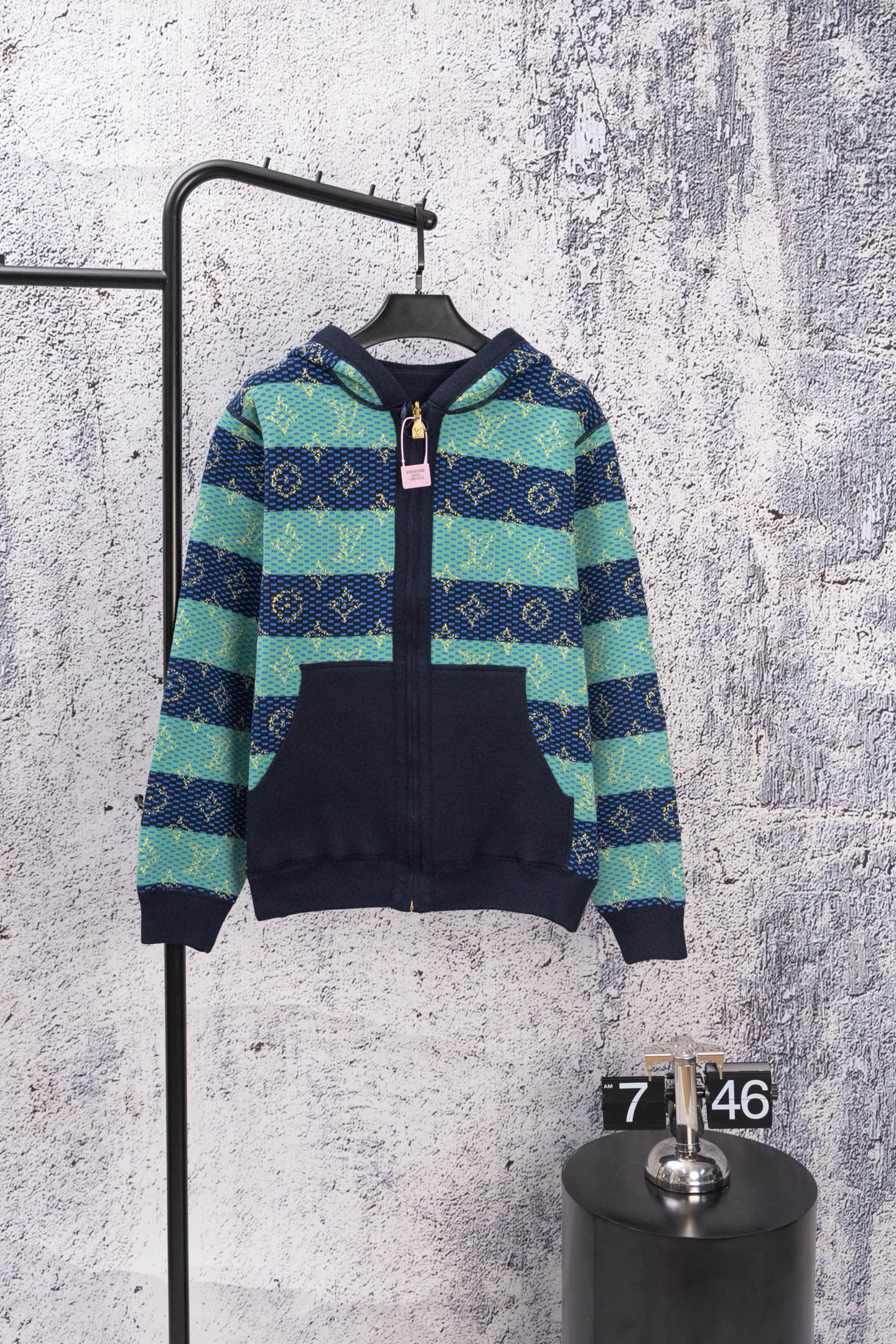 루이비통 남자 가디건