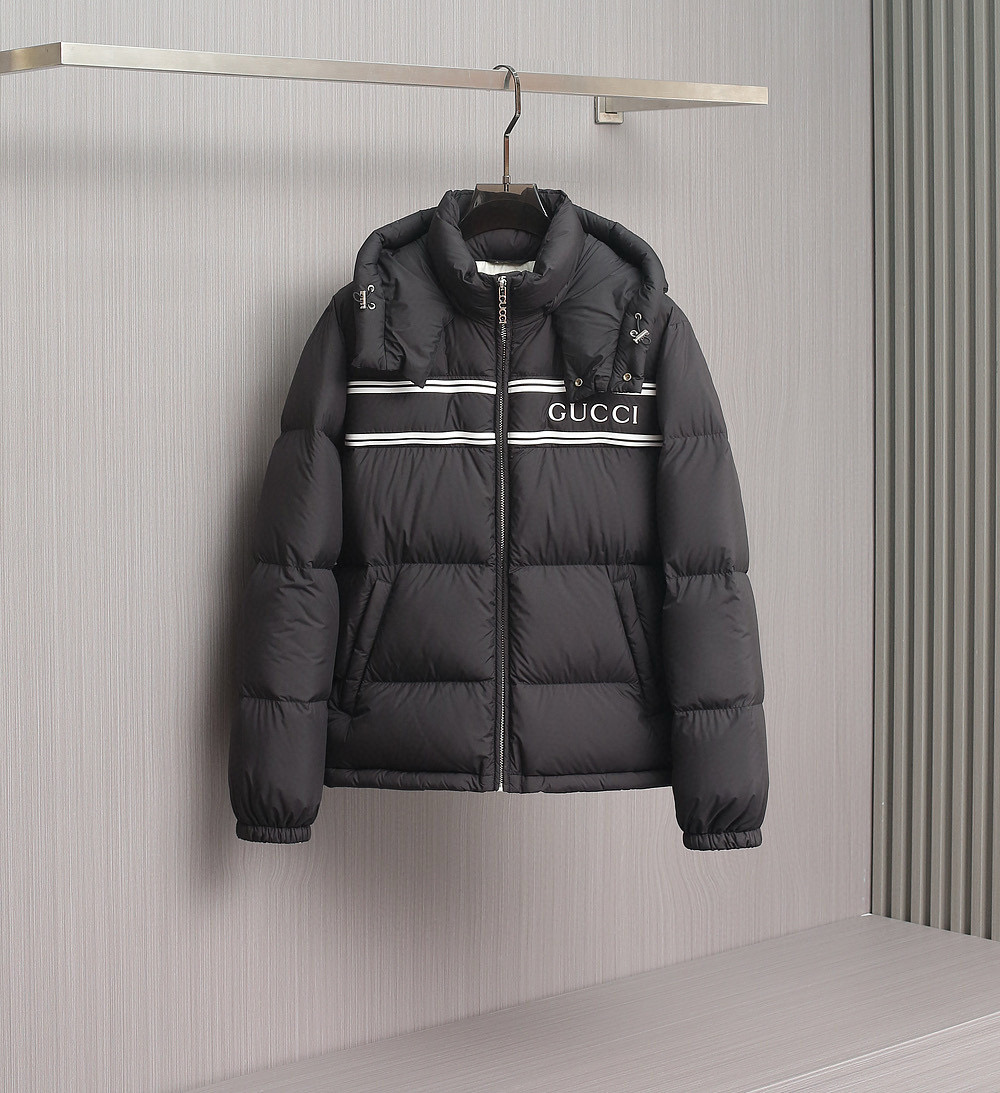 구찌 남자 패딩