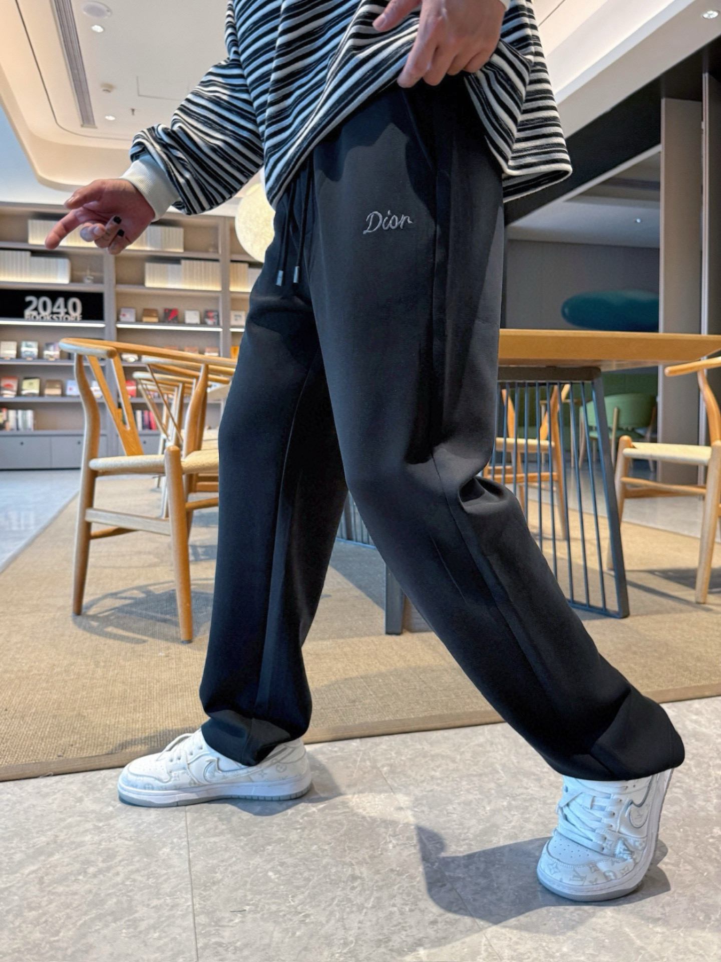 디올 남자 바지