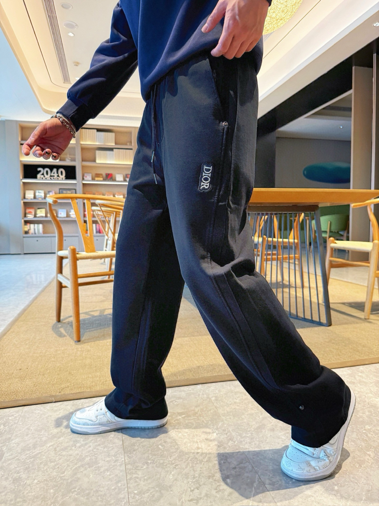 디올 남자 바지