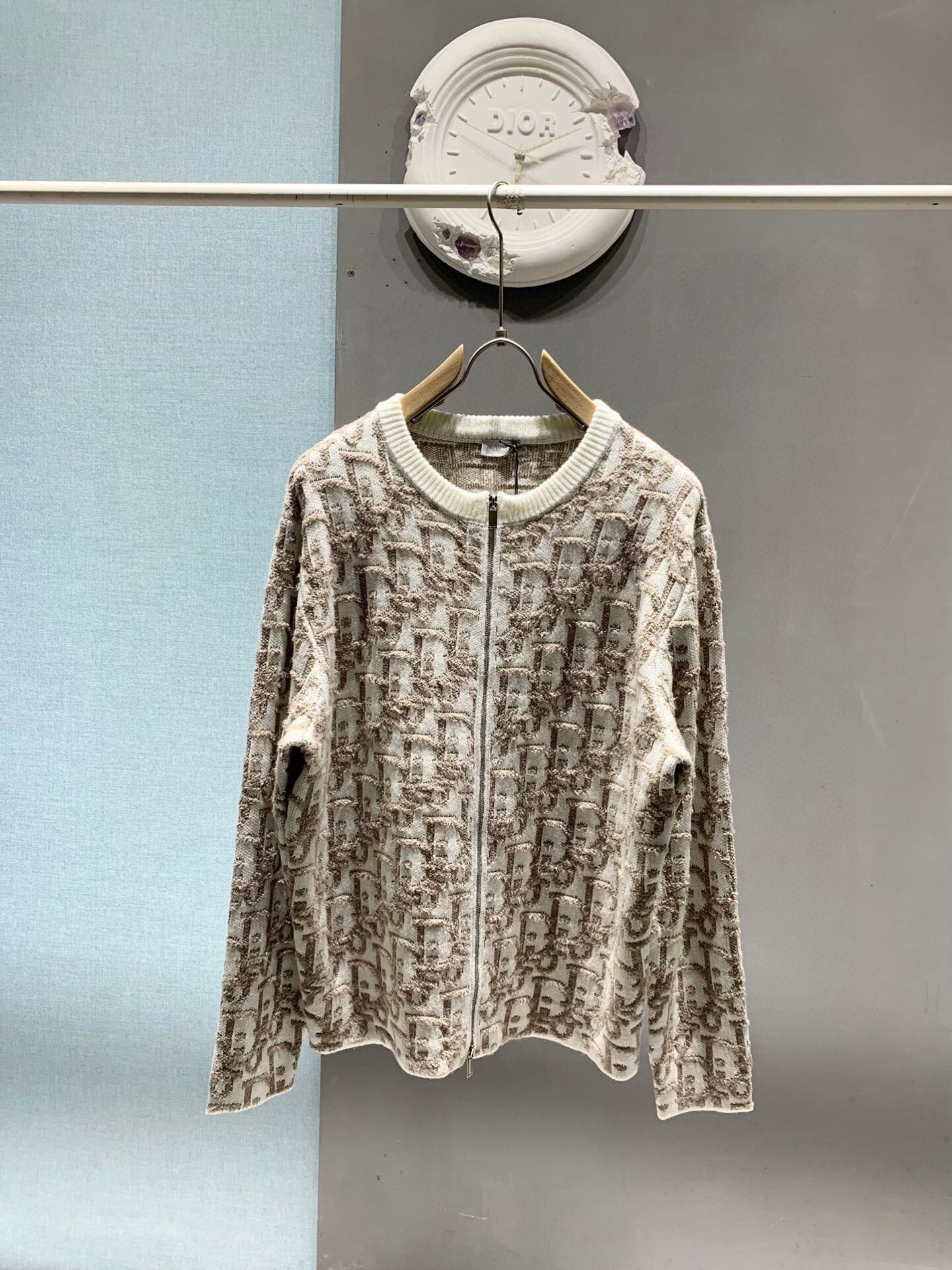 디올 남자 가디건