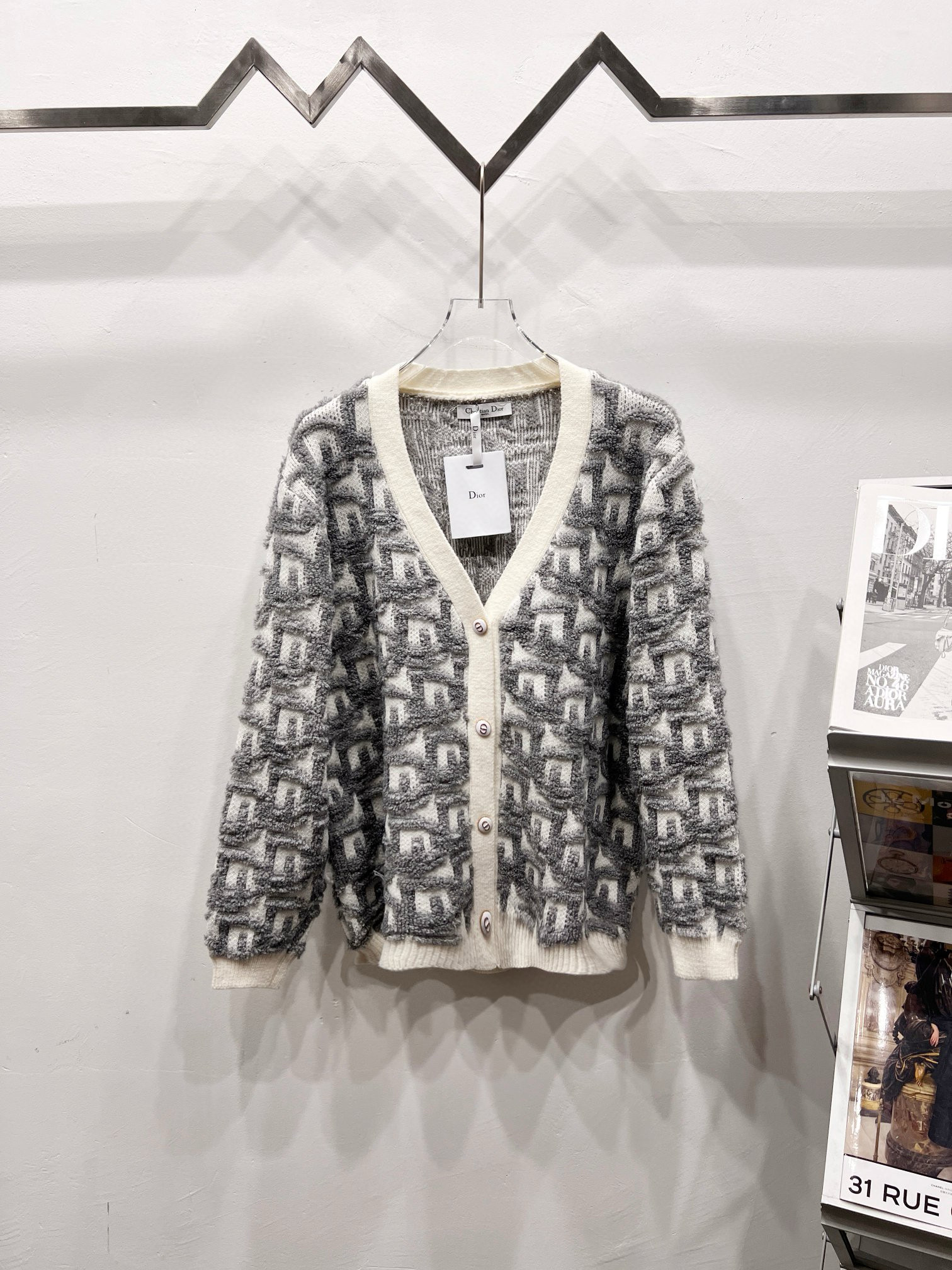 디올 남자 가디건