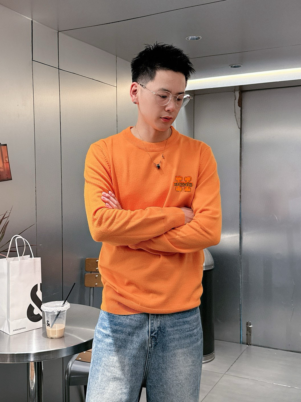 에르메스 남자 니트