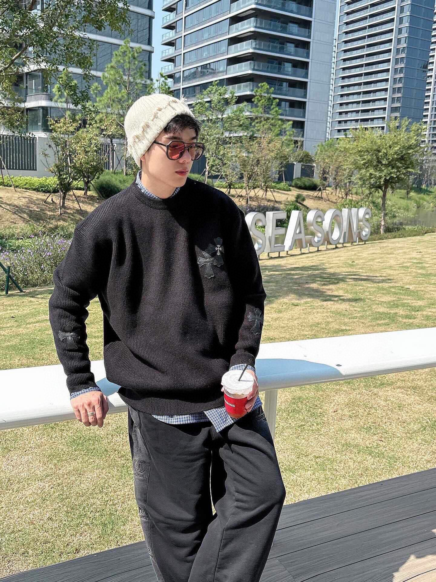 크롬하츠 남자 니트