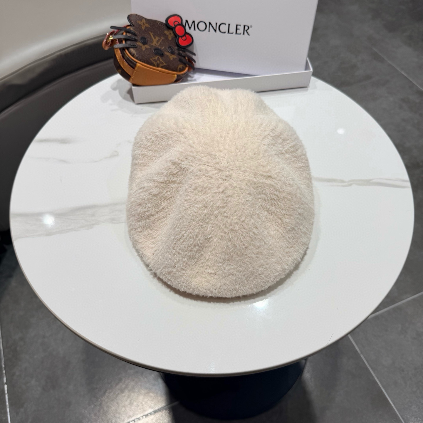 프라다 겨울 모자