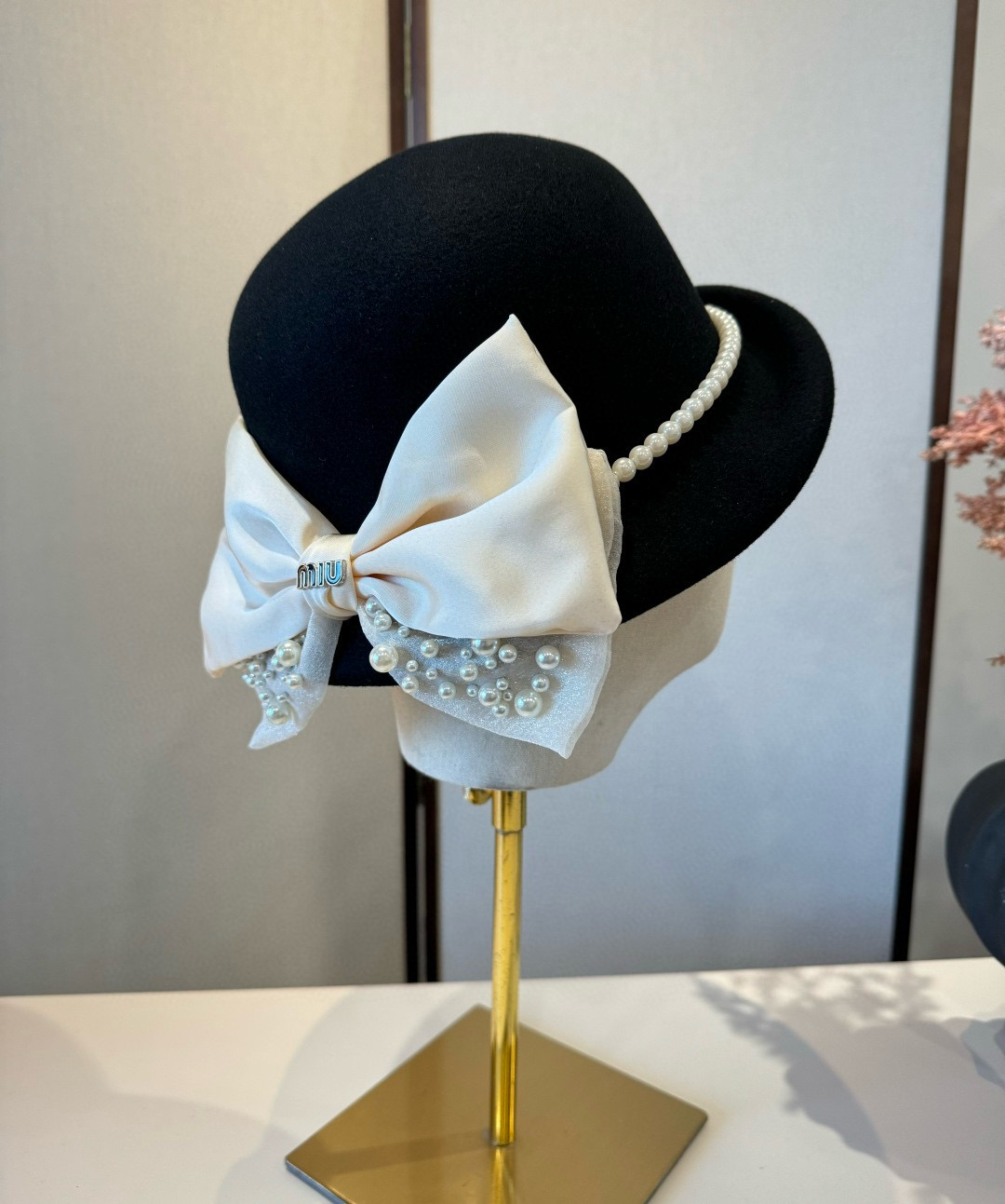 미우미우 겨울 모자