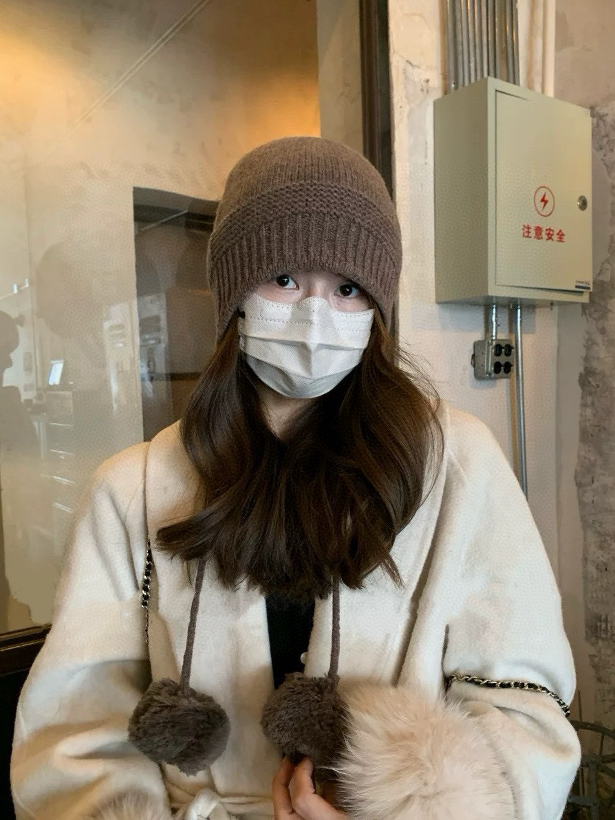 미우미우 겨울 모자