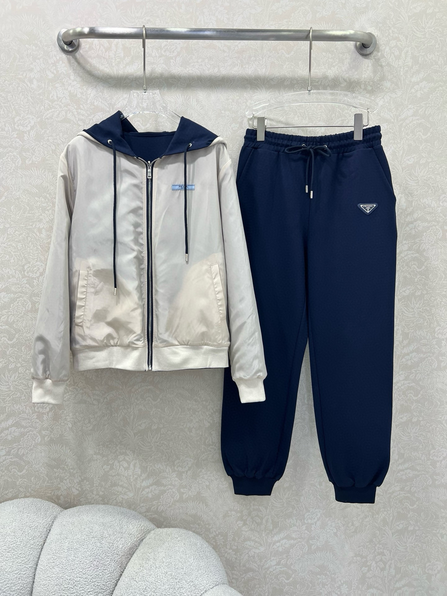 프라다 여자 세트