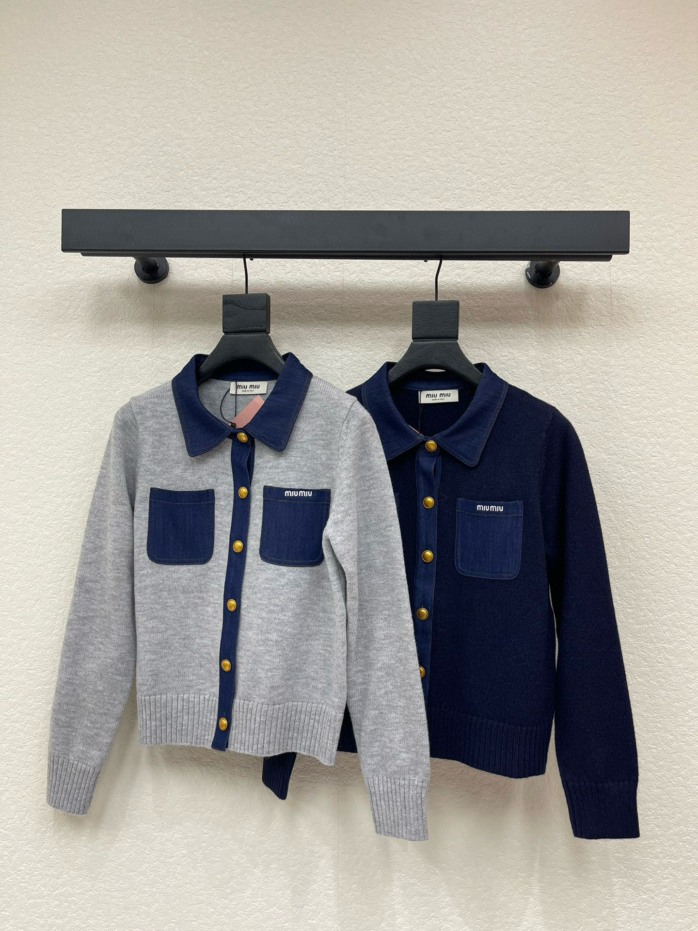 미우미우 2컬러 여자 가디건