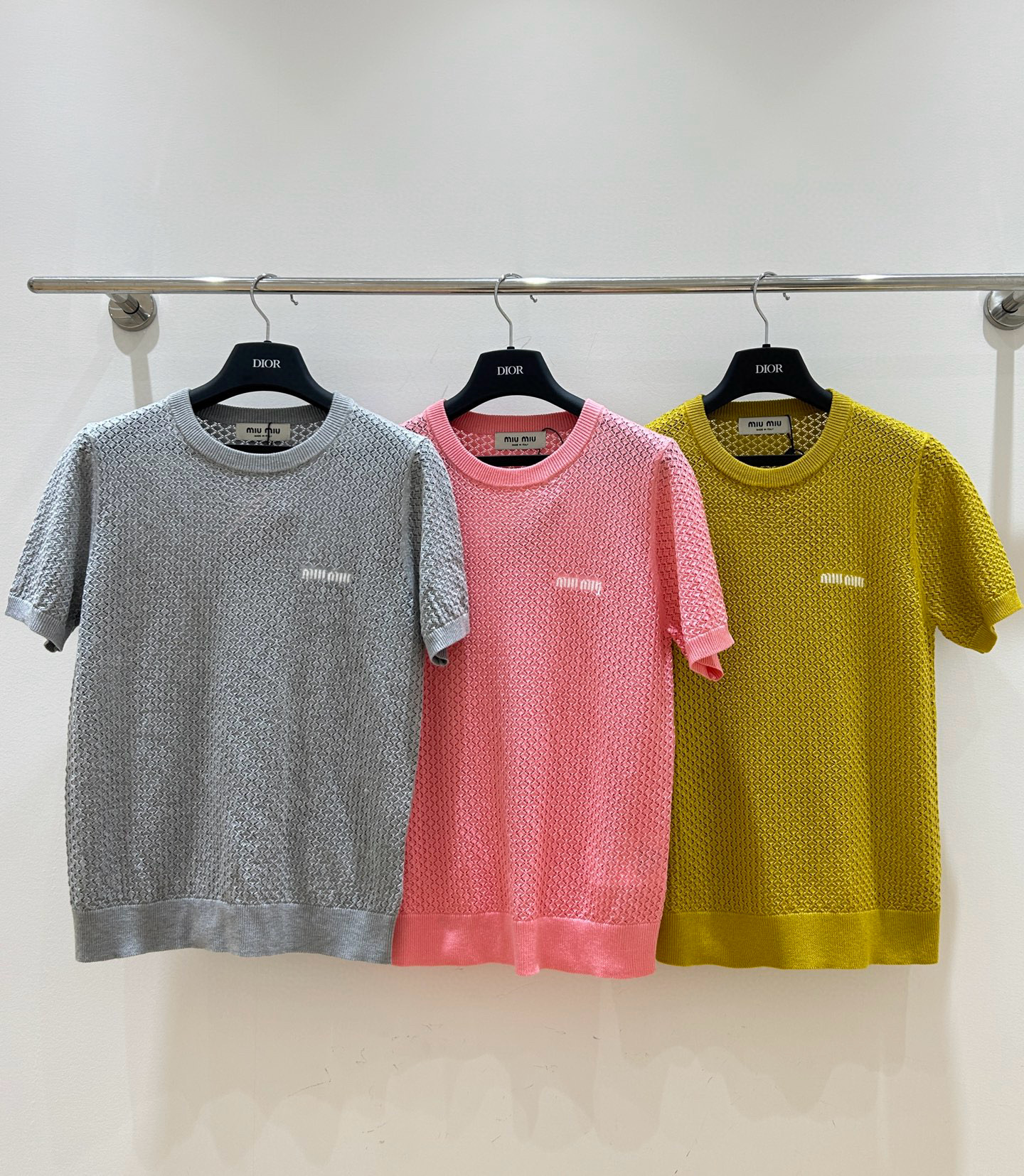 미우미우 3컬러 여자 반팔