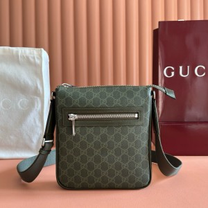 구찌 792082 남자가방