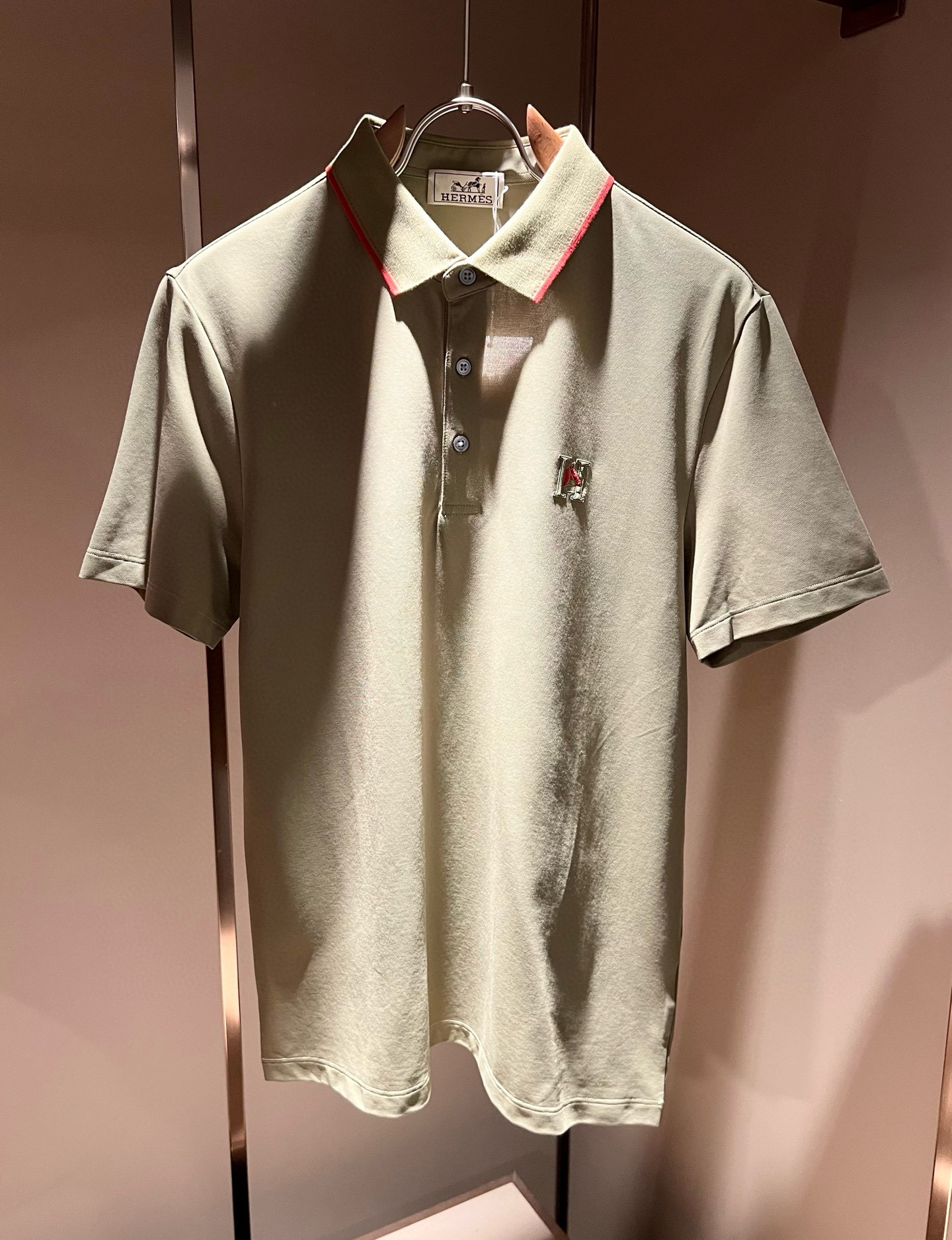 에르메스 남자 반팔티